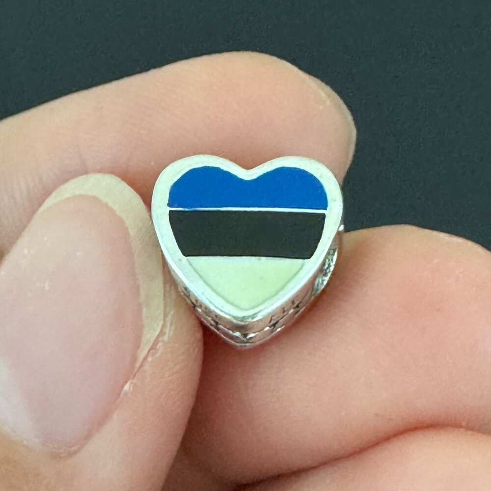 Pandora Estonia Flag Heart Exclusive Charm